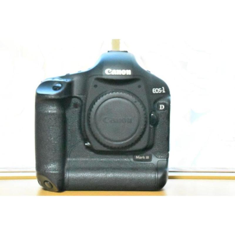 【中古】一眼二眼レフ写真機 未経験者 Canon EOS-1D mark III 上半身 検出器洗い濯ぎ