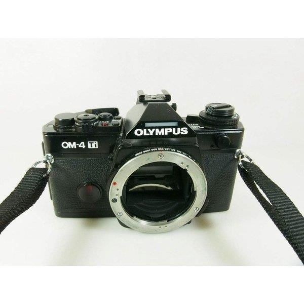 【中古】 オリンパス OLYMPUS 写真フィルム写真機 OM-4 Ti 黒いこと  当店引きうける30昼日なか 一般受け 鏡鑑受け答え 一眼二眼レフ 取り替えっこ水晶体 写真機
