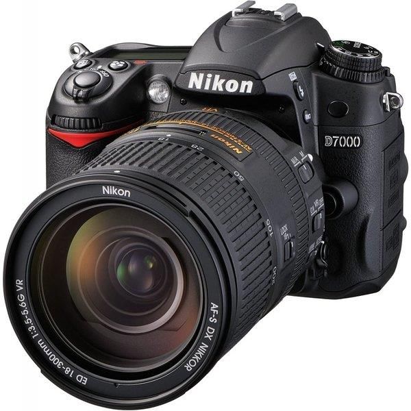 【中古】 ニコン Nikon D7000 スーパーズームキット AF-S DX NIKKOR 18-300mm f/3.5-5.6G ED VR付属 D7000 LK18-300 当店保証30日間 人気 ミラーレス 一眼レフ 交換レンズ カメラ 中|カメラFanks-PROShop 店