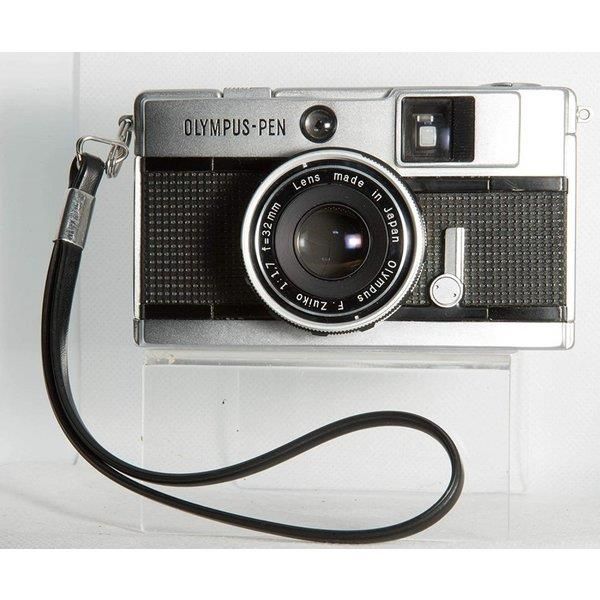 楽天市場】【中古】オリンパス OLYMPUS フィルムカメラ OM-1 シルバー