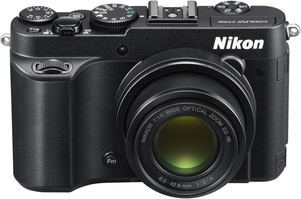 【中古】 Nikon デジタルカメラ COOLPIX P7700 大口径レンズ バリアングル液晶 ブラック P7700BK 当店保証30日間 人気 ミラーレス 一眼レフ 交換レンズ カメラ