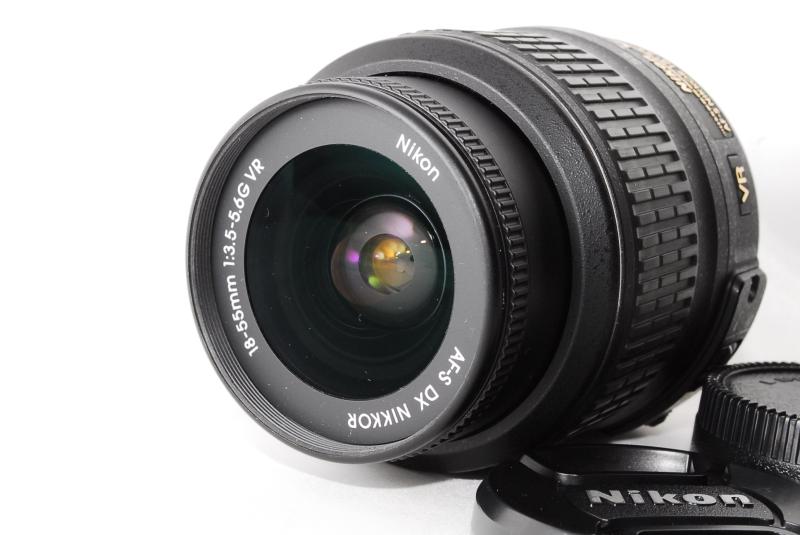 【中古】Nikon 標準尺度望遠レンズ AF-S DX NIKKOR 18-55粍 f/3.5-5.6G VR ニコンDX初期化専用