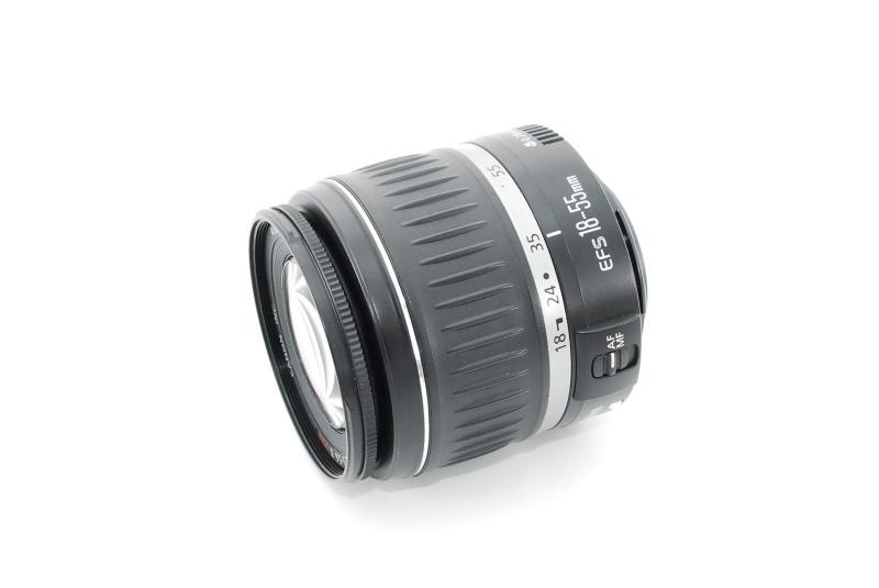 【中古】Canon EF-S レンズ 18-55mm F3.5-5.6 II USM