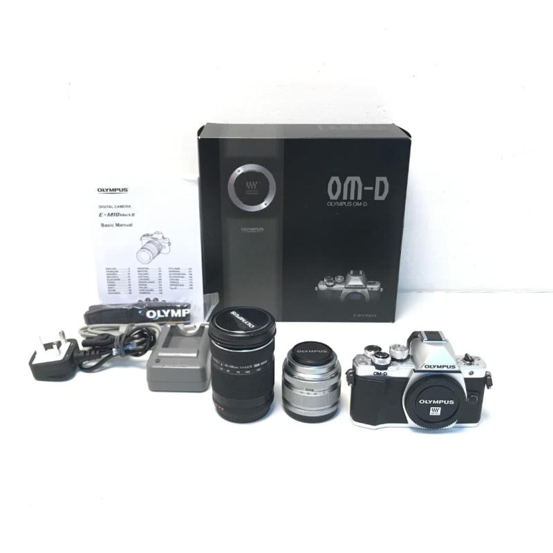 【中古】OLYMPUS ミラーレス一眼 OM-D E-M10 シルバー MarkII EZダブルズームキット シルバー カメラ 中古 人気 おすすめ 高画質