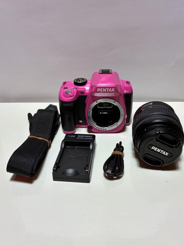 【中古】PENTAX デジタル一眼二眼レフ写真機 K-r 上半身 サクラ色 K-rBODY PK