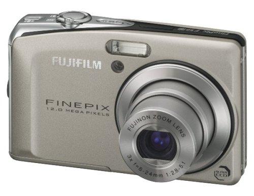 【中古】FUJIFILM デジタルカメラ FinePix(ファインピックス) F50fd シルバー シルバー 1200万画素 光学3倍ズーム FX-F50FD FX-F50FD カメラ 中古 人気 おすすめ 高画質