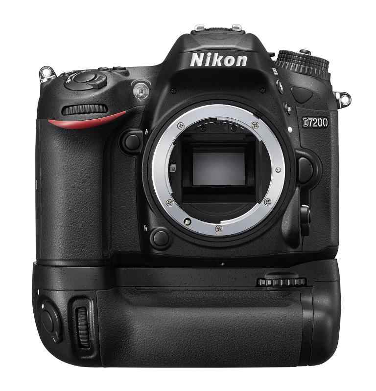 【中古】Nikon デジタル一眼二眼レフ写真機 D7200 バッテリーパックキット D7200BPK