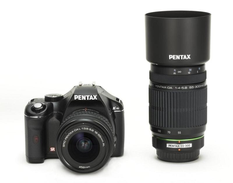 【中古】PENTAX デジタル一眼一眼レフ写真機 K-m 300W望遠レンズ一揃いの道具 K-m300W