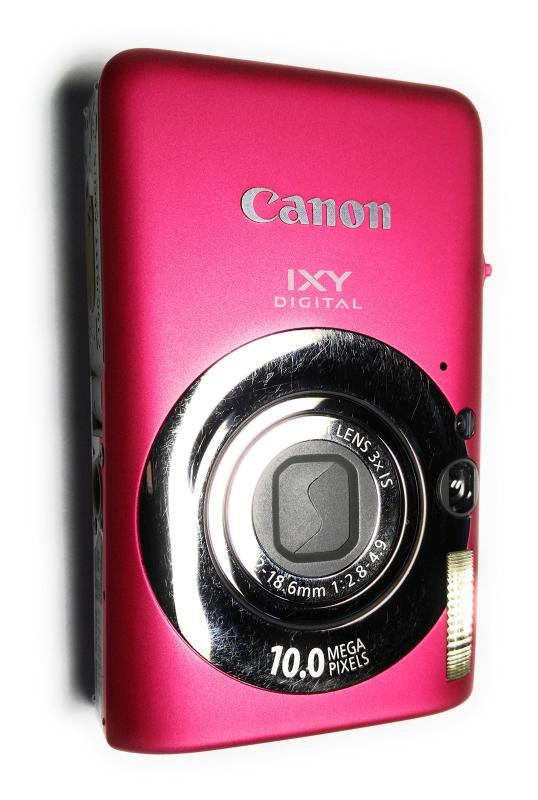 【中古】Canon デジタル写真器 IXY DIGITAL (イクシ) 110 IS 赤いこと IXYD110IS(RE) 家電-その他