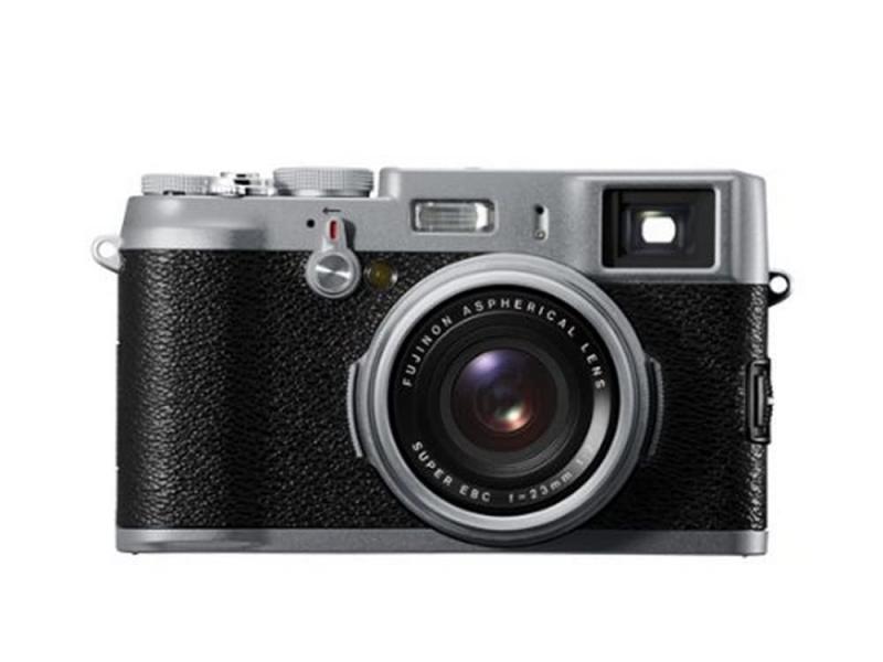 【中古】Fujifilm FinePix x100 しろがね色 デジタル写真機