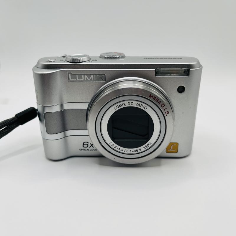 【中古】パナソニック デジタル写真機 LUMIX DMC-LZ5-S しろがね色 しろがね色 写真機 中古 一般受け おすすめ 高画質