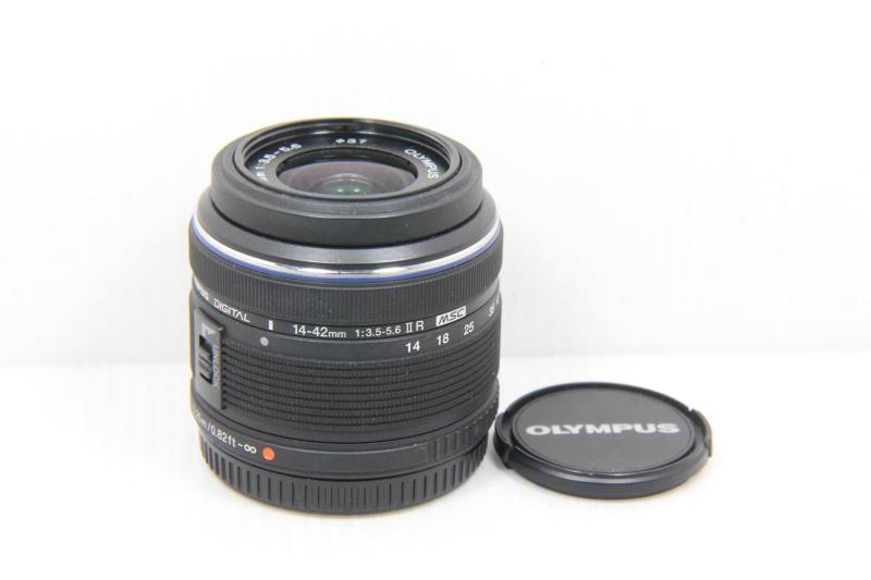 【中古】OLYMPUS マイクロ一眼 PEN 水晶体 M.ZUIKO DIGITAL 14-42粍 F3.5-5.6IIR (黒（BLK）)