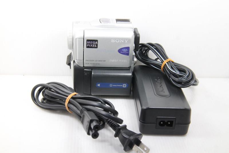 【中古】SONY ソニー　DCR-PC101K　デジタルビデオカメラレコーダー(デジタルハンディカム)　ミニDVカセット対応