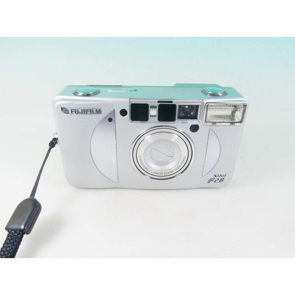 【中古】フジフィルム FUJIFILM silvi F2.8 カメラ 中古 人気 おすすめ 高画質