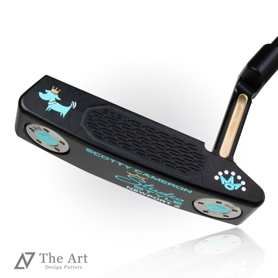 【お買い物マラソン限定！!P10倍】 スコッティキャメロン (SCOTTY CAMERON) 2025 スタジオスタイル ニューポート2 [Crown Dog] M+ アートブラックフィニッシュ スモークシャフト ゴルフ用品 ゴルフグッズ おしゃれ シンプル ブランド ラウンドグッズ ラウンド用品｜キャメロン専門店　Himawari