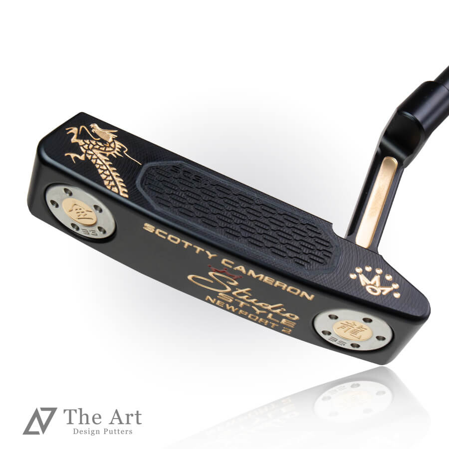 【百貨店SALE制限事項!P10倍】 スコッティキャメロン (SCOTTY CAMERON) 制作室表現スタイル 2025 ニュー界面2 [Rising Dragon] M アートブラックフィニッシュ ゴールド ゴルフ装置 ゴルフグッズ 今めかしい 分かりやすい ブランド名 ラウンドグッズ ラウンド装置