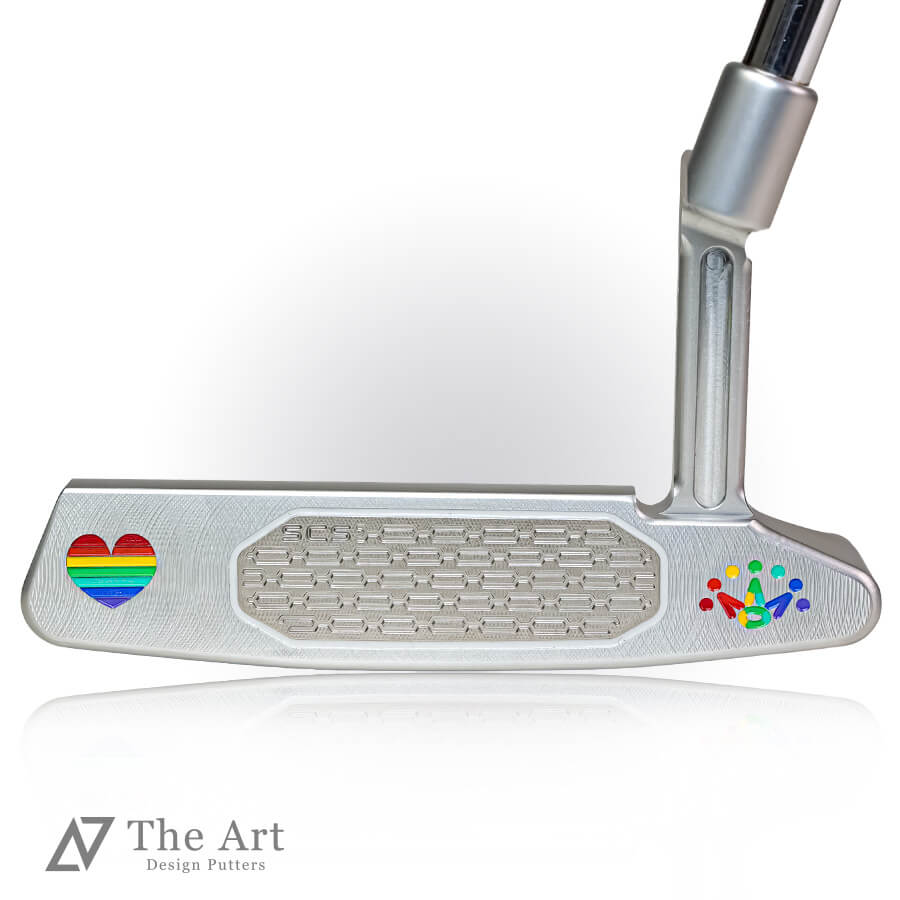 【お買い物マラソン限定！!P10倍】 スコッティキャメロン (SCOTTY CAMERON) スタジオスタイル 2025 ニューポート2 [Rainbow Heart] M レインボー ゴルフ用品 ゴルフグッズ おしゃれ シンプル ブランド ラウンドグッズ ラウンド用品 プレゼントやギフトにも｜キャメロン専門店　Himawari