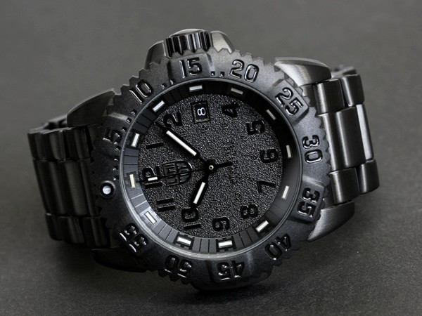 ルミノックス LUMINOX 腕時計 2001-BO メンズ クォーツ ブラック