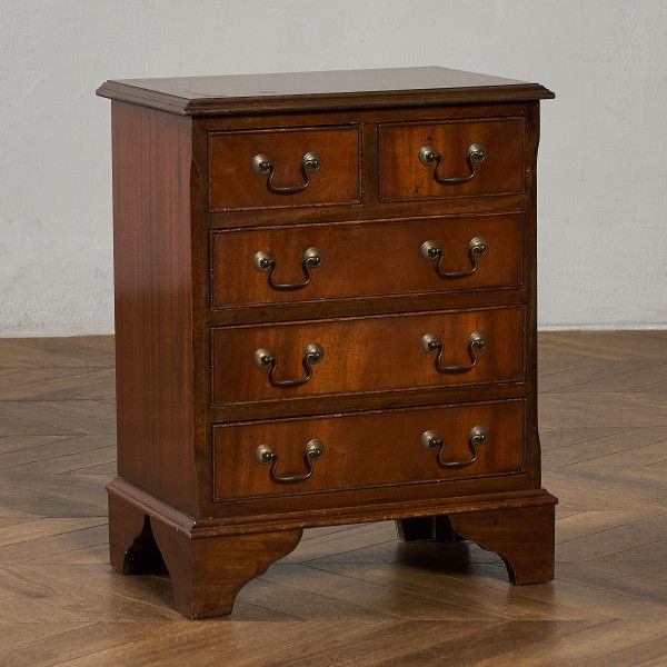イギリス製 英国 クラシック 4段 チェスト オーク材 無垢材タンス ※i4※ 楽天市場】英国 アンティーク オールドパイン 無垢材 4段 5杯 チェスト