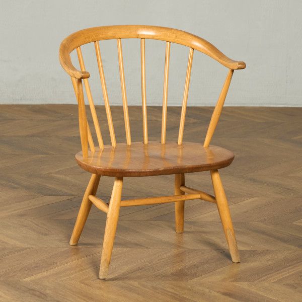 椅子・ソファ イギリス エルム アーコール ERCOL ヴィンテージ スモーカーズ ローチェア レア カウホーン 低座面 英国 ウィンザー アームチェア ラウンジチェア #98019