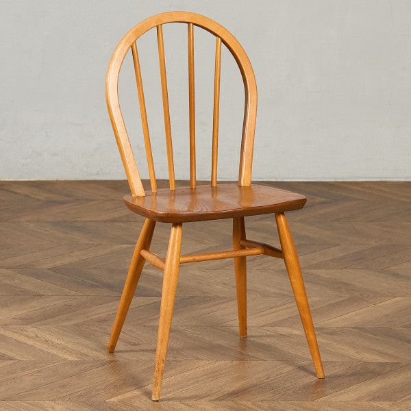 腰かけ・寝椅子 連合王国 ニレ科 アーコール ERCOL ヴィンテージ 4本 輻 フープバックチェア ラウンドゴールドラベル ercol 腰かけ 昼御飯女性議長 曲木腰かけ 材 生まれながら木 連合王国 分かりやすい #98199
