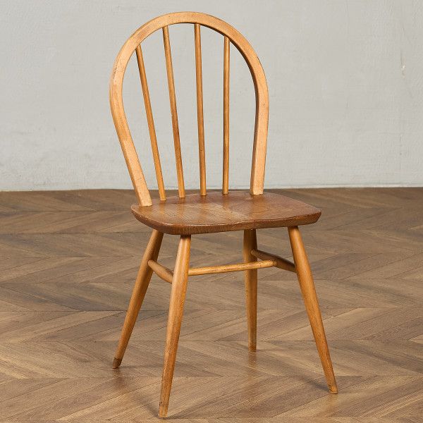 腰かけ・寝椅子 連合王国 ニレ科 アーコール ERCOL ヴィンテージ 4本 輻 フープバックチェア ラウンドゴールドラベル ercol 腰かけ 昼御飯女性議長 曲木腰かけ 材 生まれながら木 連合王国 分かりやすい #98211