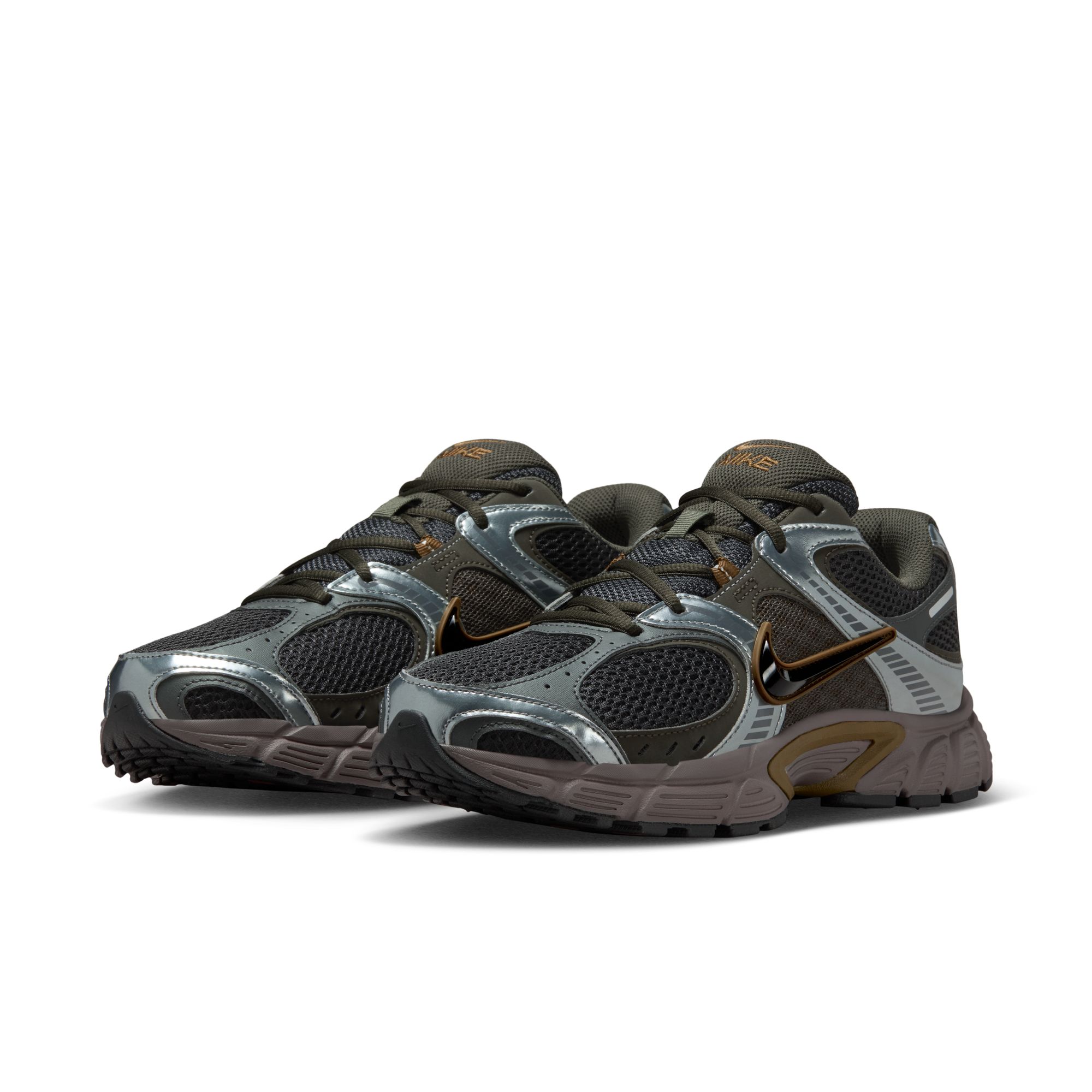 【人並み外れた通貨価値】ナイキ(NIKE) スニーカー V5 RNR OLIVE FLAK/BLACK-SEQ(300) HJ5228