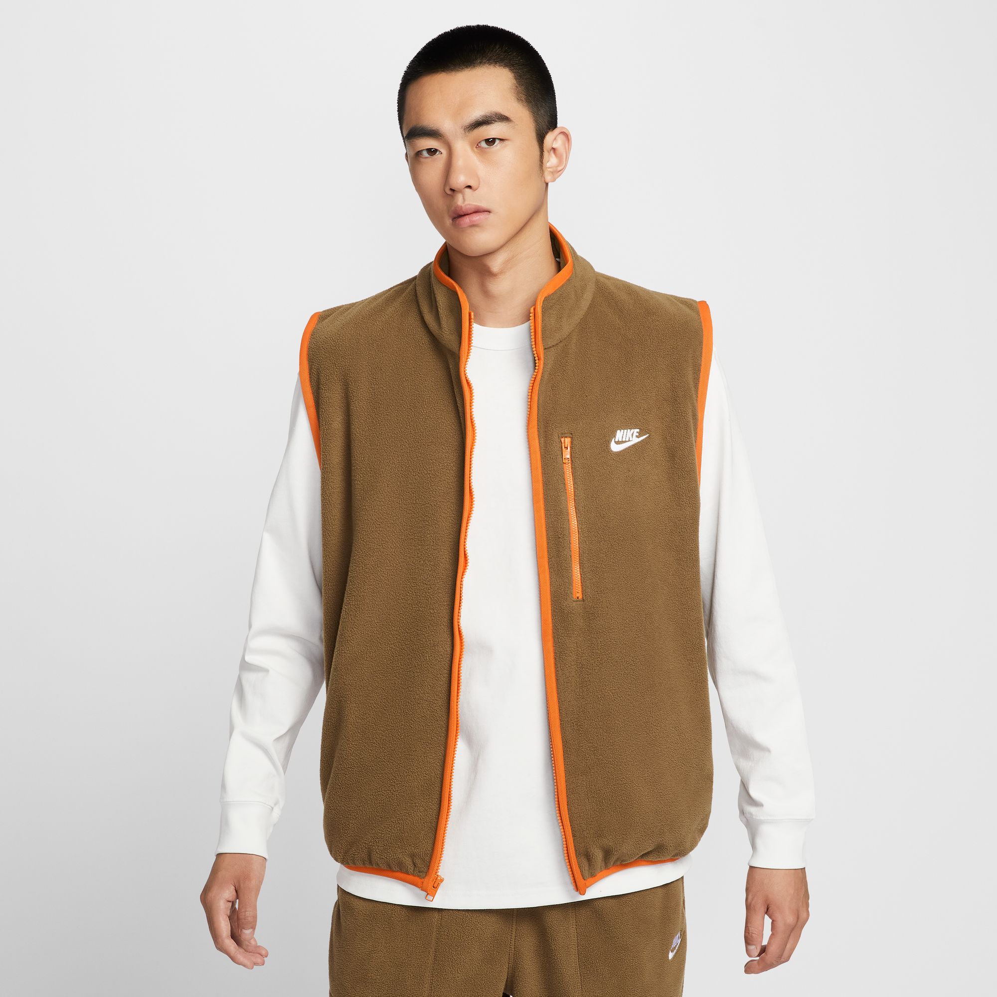 【特別価格】ナイキ(NIKE) NSW クラブ ウィンタライズドベスト MOSSWOOD BROWN/CAMPF(235) HV1447