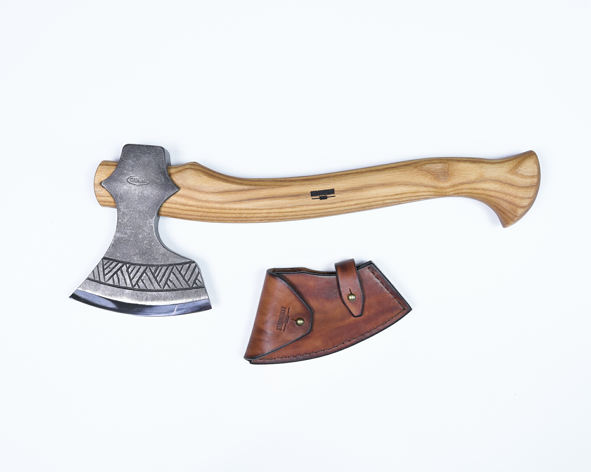【ウクライナ産】手作り斧 八角形カービングアックス No.4 【SWAYTOBOR】Small Carving ax with octagonal handleアウトドア 難民キャンプ用 スウェイトボル