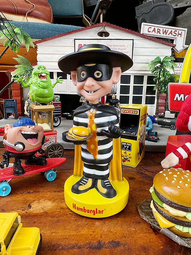 楽天市場】NECA アルフ ヘッドノッカー ボビングヘッド