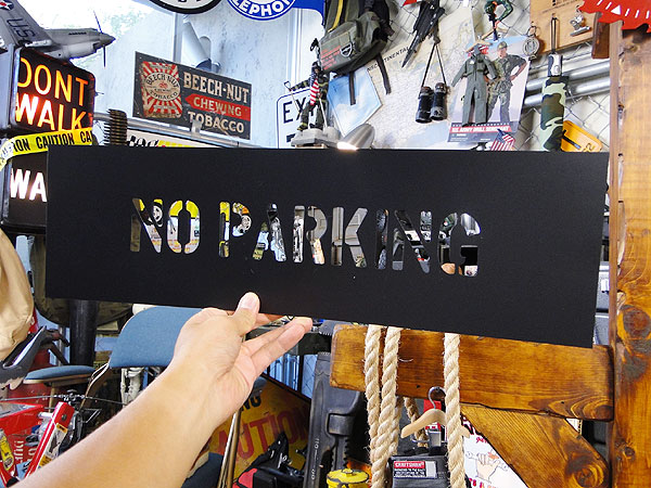 楽天市場 アメリカのホームセンターで売ってるステンシルシート 駐車禁止 No Parking 自分仕様だから愛着も強くなる ステンシルシート 人気のアメリカ雑貨屋 アメリカン雑貨 アルファベット アメリカ 雑貨 生活雑貨 ロゴ ステンシルプレート アメリカ雑貨通販