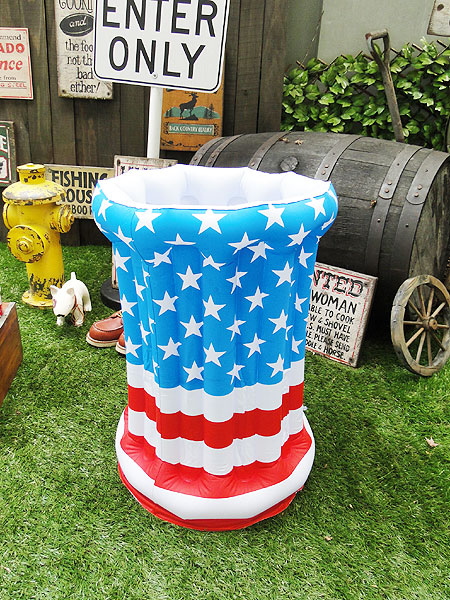 楽天市場 レッツ パーティー 星条旗のインフレータブルクーラー ヒトとは違うオシャレなアウトドアスタイル アメリカン雑貨 アメリカ雑貨屋 キッチン用品 アウトドア バーベキュー 保冷ボックス マリン キャンプ クーラー こだわり派が夢中になる人気のアメリカ