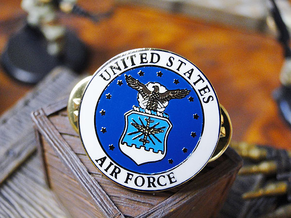 楽天市場 U S エアフォースのピンズ アメリカ雑貨 アメリカン雑貨 アメリカ 雑貨 ピンバッジ ファッション ピンバッチ 人気 オシャレ かわいい ロゴ ピンズ アメキャラ アメリカ雑貨通販キャンディタワー