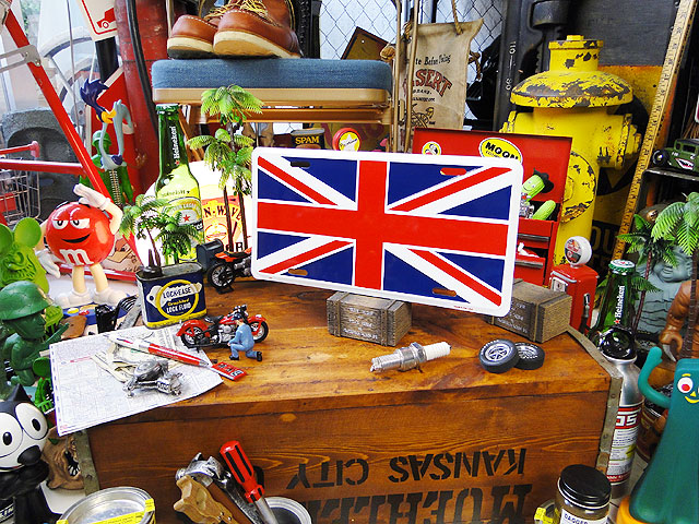 3年保証 ユニオンジャックのライセンスプレート ナンバープレート アメリカ看板 サインプレート アメリカ雑貨 雑貨 アメリカン雑貨 かっこいい男の部屋 おしゃれ Cmプレート ティンサイン ブリキプレート インテリア 壁飾り ウォールデコレーション 壁面装飾 人気