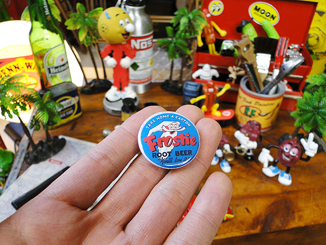 人気が高い カンパニーカンバッジ フロスティ 青 アメリカ雑貨 アメリカン雑貨 アメリカ 雑貨 カンバッジ ファッション 人気 缶バッチ オシャレ かわいい カンバッチ キッズ 子供 アルファベット 缶バッジ アメキャラ Www Yourrequestentertainment Com 人気が高い カンパニーカンバッジ フロスティ 青 アメリカ雑貨 アメリカン雑貨 アメリカ 雑貨 カンバッジ ファッション 人気 缶バッチ オシャレ かわいい カンバッチ キッズ 子供 アルファベット 缶バッジ アメキャラ Www Yourrequestentertainment Com