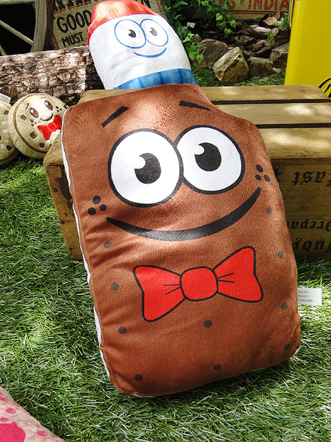 楽天市場 彼らがいれば シーンが賑やか アメリカのおもしろプラッシュ チョコアイス こだわり派が夢中になる 人気のアメリカ雑貨屋 アメリカ雑貨 アメリカン雑貨 アメキャラ クッション かわいい おしゃれ ぬいぐるみ キャラクター アメリカ 雑貨 カー