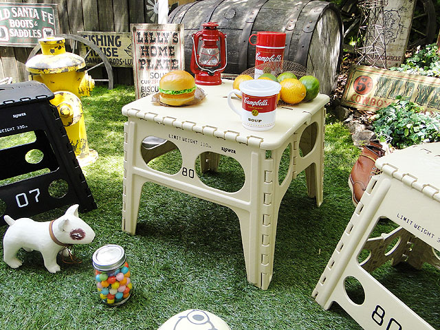 楽天市場 フォルディング テーブル ベージュ アメリカン雑貨 アメリカ雑貨 アメリカ 雑貨 人気 おしゃれ アウトドア キャンプ ピクニック ローテーブル 花見 ピクニック 折りたたみ 折り畳み インテリア こだわり派が夢中になる アメリカ雑貨屋 レジャーテーブル