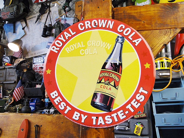 楽天市場】アメリカン雑貨 ブリキ看板 「ロイヤルクラウンコーラ ROYAL