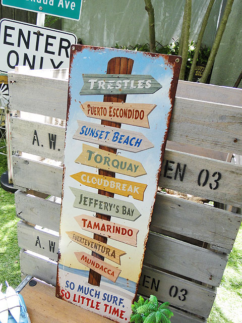 配送員設置送料無料 世界のサーフィンの聖地の案内看板のu S ヘヴィースチールサイン アメリカ看板 ティンサイン サインボード アメリカンブリキ看板 壁掛け 壁飾り 人気 壁面装飾 内装 スティールサイン アメリカ 雑貨 おしゃれ 男前 インテリア 男前インテリア雑貨