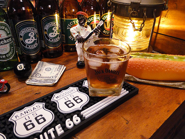 お気に入 バーマット ルート66 誰もが憧れる 夢の自宅ショットバーが完成 こだわり 本格派 パブグッズ アメリカ雑貨 生活雑貨 インテリア雑貨 かっこいい男の部屋 おしゃれ インテリア キッチン小物 開店祝い 父の日 ラバー ゴム製 Tonna Com
