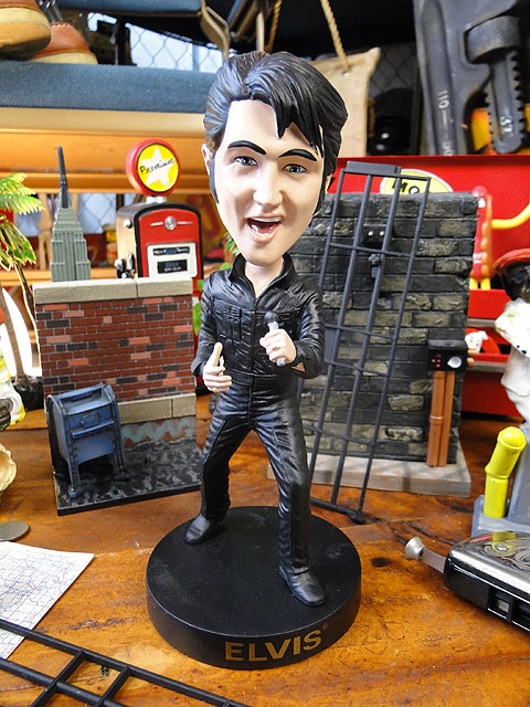 エルヴァイラ　ヘッドノッカー　ボビングヘッド エルヴァイラ ヘッドノッカー ボビングヘッド エルヴァイラ ヘッド