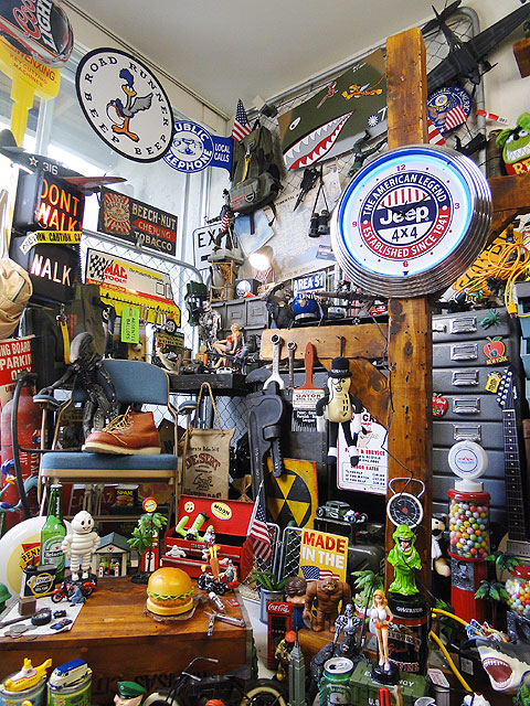 公式ショップ 壁飾り クロック 生活雑貨 かっこいい インテリア雑貨 時計 ダイニング ギフト おしゃれ アメリカ 雑貨 グッズ 人気 インテリア アメリカン雑貨 アメリカ雑貨 壁掛け時計 ガレージネオンクロック ジープ 掛け時計