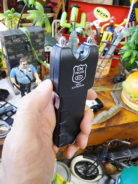 楽天市場 Blueguns トレーニング用 テーザー銃 Firearm Taser X26 ブルーガン Traininggun トレーニングガン 模造銃 訓練用拳銃 ミリタリーサープラス レプティル