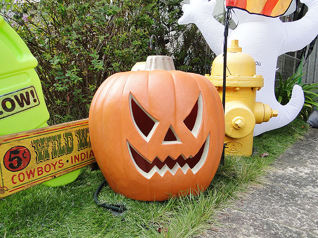 即納 在庫あり ハロウィン ビッグパンプキンランタン Xxlサイズ ハロウィン グッズ 雑貨 飾り かぼちゃ カボチャ ジャック オ ランタン ジャコランタン ジャックオーランタン ディスプレイ ハロウィーン パーティー 装飾 アメリカ雑貨 ジャックオランタン