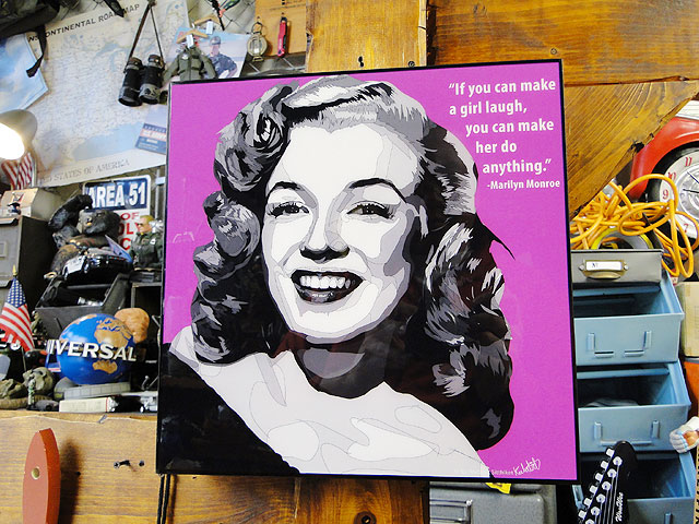 楽天市場】マリリン・モンロー ミラーアートフレーム 鏡 ミラー