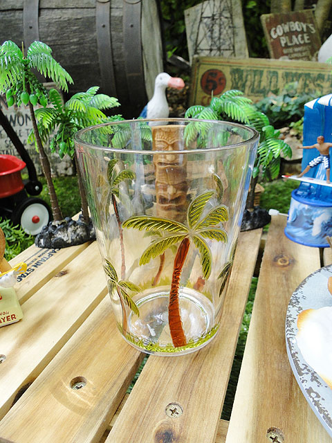 楽天市場 パームツリーのアクリルタンブラーs アメリカ雑貨 アメリカン雑貨 アメリカ ハワイ ハワイアン 雑貨 生活雑貨 マグカップ 人気 おしゃれ ギフト プレゼント カッコイイ男の部屋 こだわり派が夢中になる 人気のアメリカ雑貨屋 アメリカ雑貨通販キャンディタワー