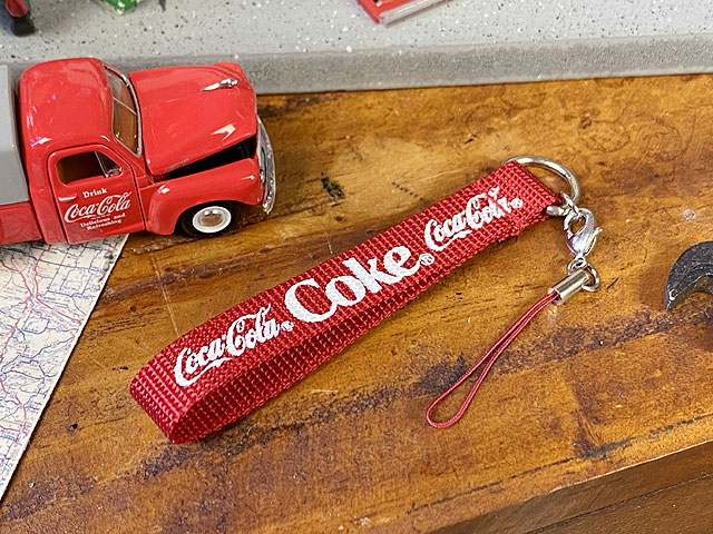 コカコーラ オリジナルキーホルダー全24種 ビンテージ コカコーラ オリジナルキーホルダー全24種 ビンテージ