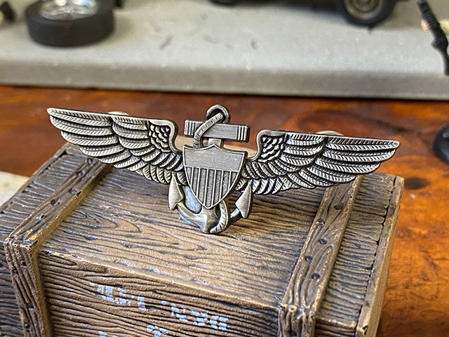 楽天市場】Vanguard U.S. Aviator Pin Badge章 NAVY用 【ヴァンガード