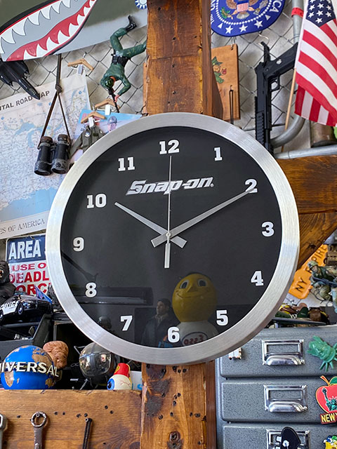 訳あり特価品！スナップオンsnap-on エンジン型卓上時計 訳あり特価品！スナップオンsnap-on エンジン型卓上時計 - メルカリ