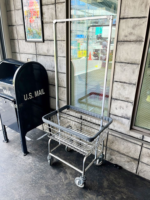 R&B　ワイヤープロダクツ社　アメリカの業務用ランドリーカート　（ダブルポール）　MADE IN U.S.A.　※離島と沖縄は配送不可　アメリカン雑貨　アメリカ雑貨　グッズ